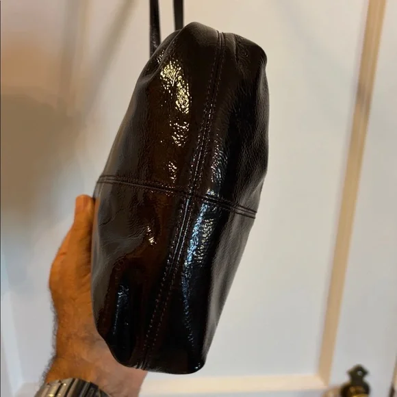 Beautiful Coach Hobo Crossbody Bag in Deep Ox Blood Patent Leather - Picture 13 of 14